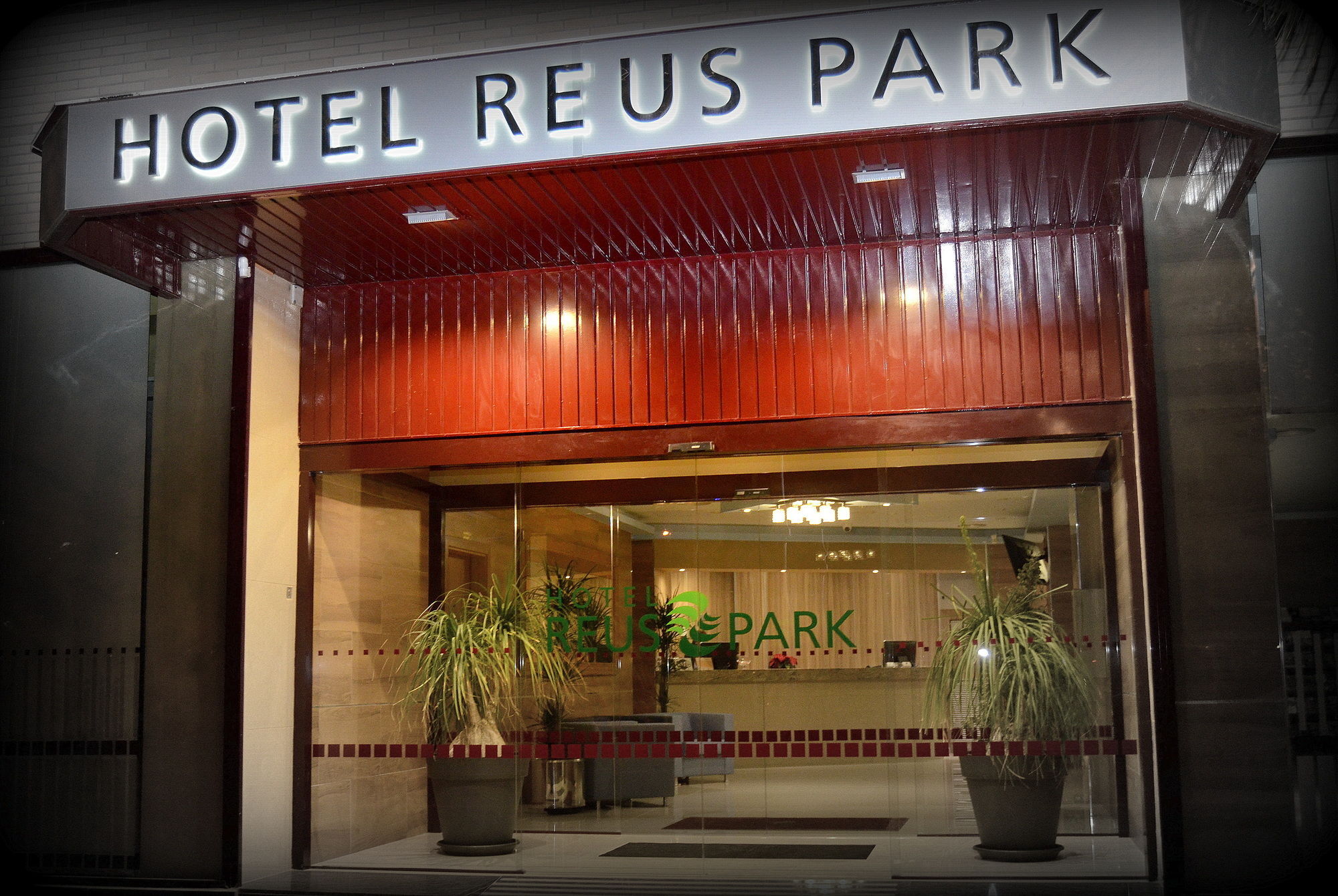 Hotel Reus Park Luaran gambar